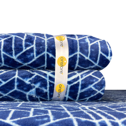 Cobija Individual Estampada Premium  230cm x 150cm Onstore. Color azul